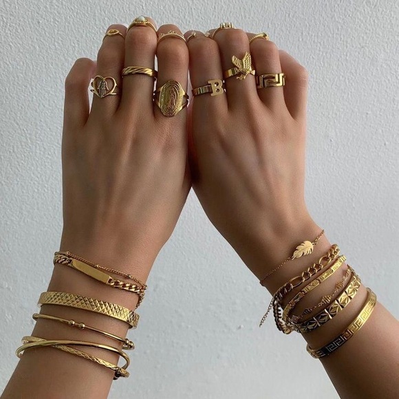 Anthropologie Jewelry - LAST SET SALE 5 pc Golden Bangle + Bracelet Set